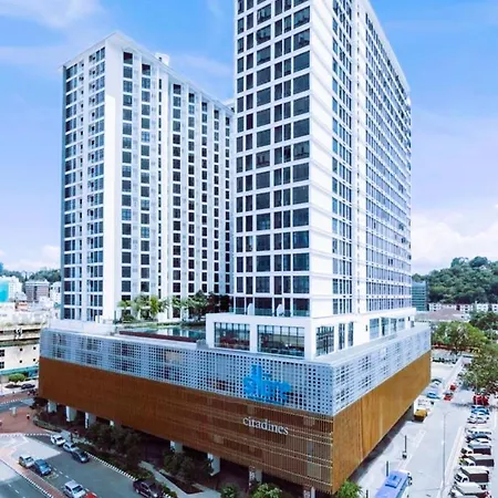 The Shore Seaview Kota Kinabalu By Cozy Corner Guest Exterior photo